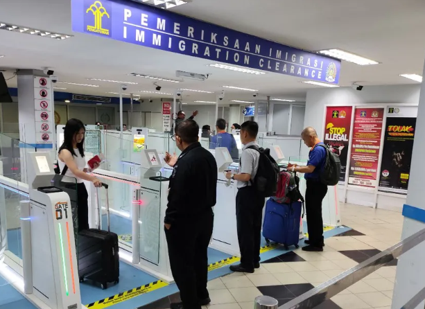 Melancong ke Batam hingga Singapore serta Malaysia