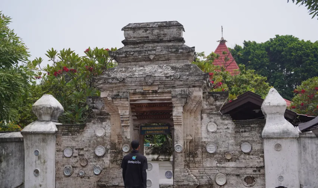 Keagungan Ajakan dari Klonengan serta Tembang Sunan Bonang.